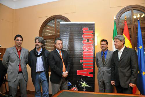 Pulido junto a Zurera, Morales, Dobladez y el director de la Filmoteca, Garca Casado. Foto Tllez 