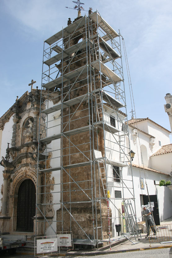 La espadaña de la Iglesia de la Aurora será restaurada en dos meses
