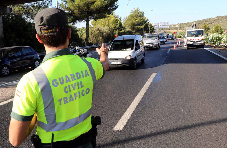 Imagen Tráfico comienza hoy una campaña intensiva de vigilancia en las carreteras secundarias
