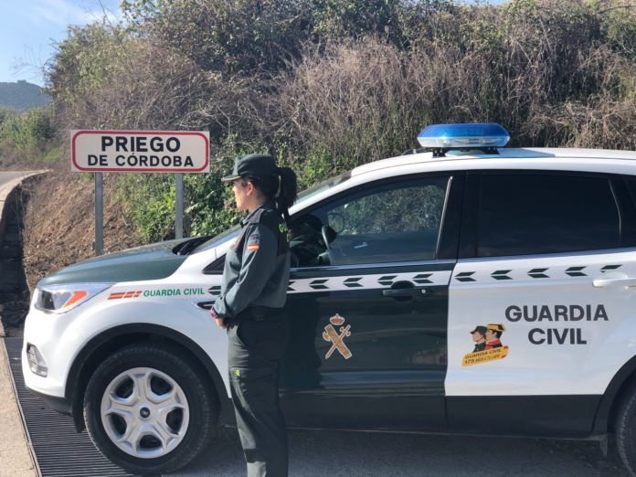 Imagen Muere un varón de 57 años al quedar atrapado debajo de un coche en Priego de Córdoba